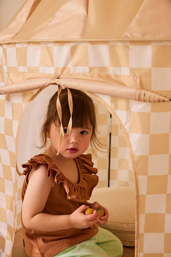 Kid's Concept beige checkered play tent