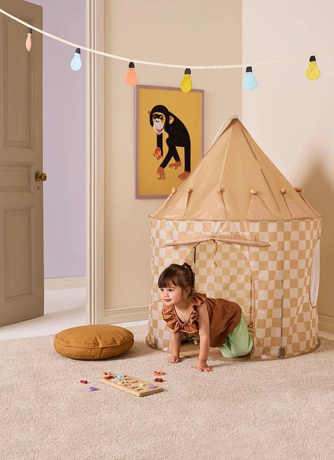 Kid's Concept beige checkered play tent