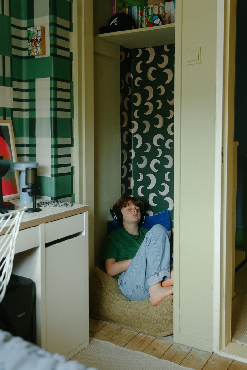 Behang Meet Me at the Wall - Moon Fern - Aniek Bartels