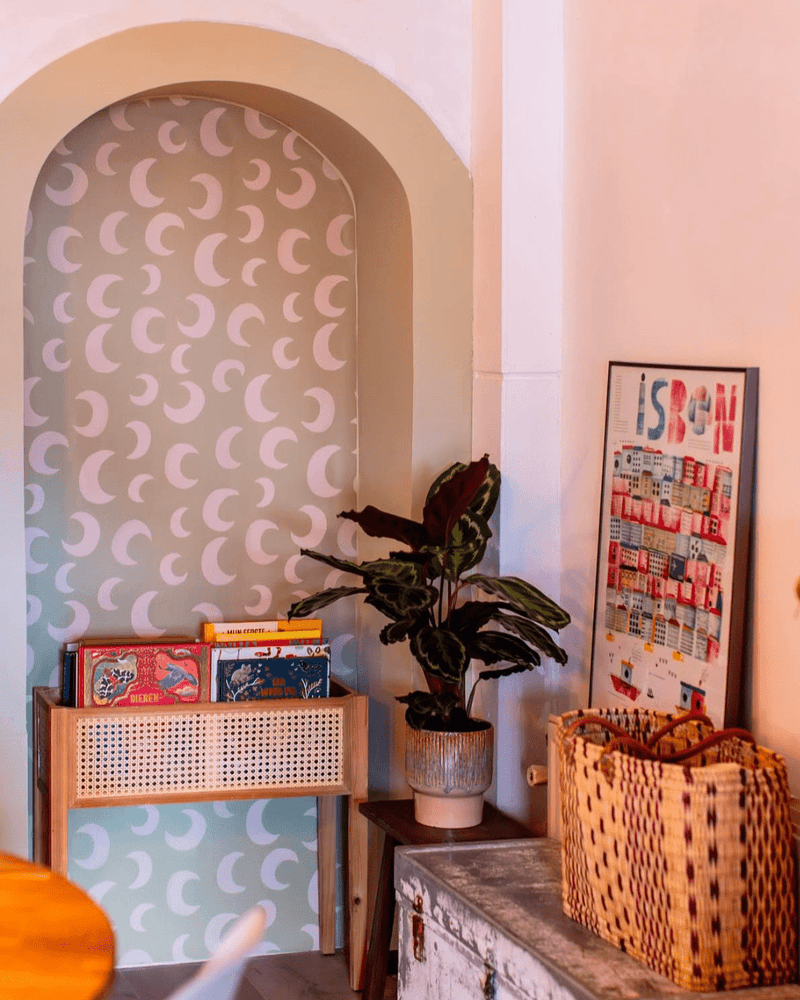 Behang Meet Me at the Wall - Moon Pistache - Aniek Bartels