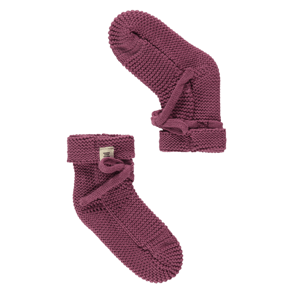 A Tiny Story - Knitted baby booties - Cranberry