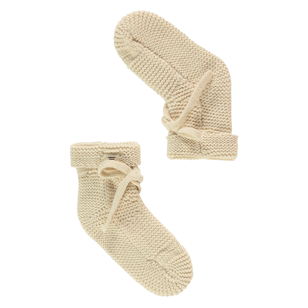  A Tiny Story - Knitted baby booties - Pearl 