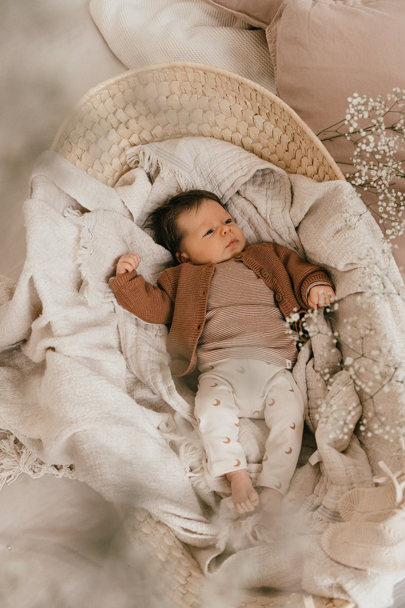 A Tiny Story - Knitted baby cardigan - Mocha