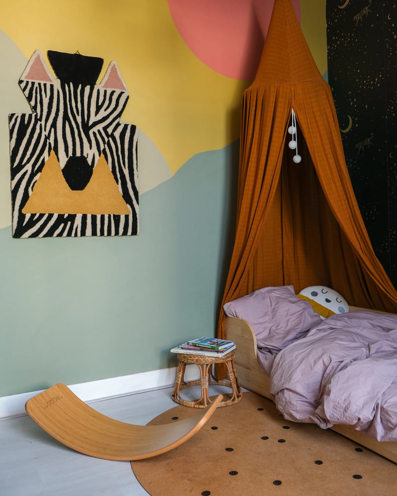 Spielen Sie bei Slaep – Almond Sugar Bed Canopy