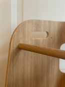 Curve Lab - Torre de aprendizaje de madera Montessori - Roble