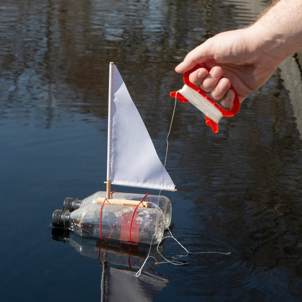 Kikkerland Huckleberry – Bauen Sie Ihr eigenes Segelboot