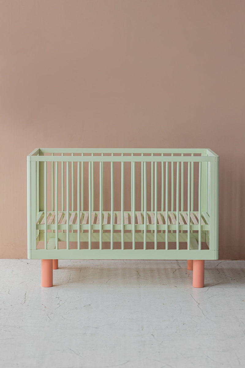 Karl &amp; Fric Nox Bed 60x120cm + Junior rail % set - Pistachio &amp; Pink