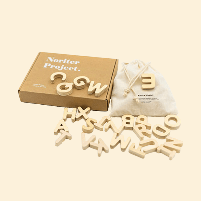 Noriter Project x LUDE Set di magneti in legno con lettere maiuscole dell'alfabeto