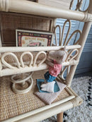 Rotan Poppenhuis op poten - Leo & Moon