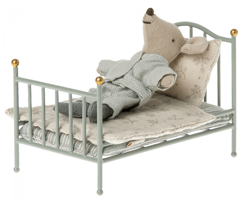 Maileg Vintage Bed Mint 11-2118-01