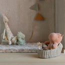 Maileg - Poppenwieg - Azul - 29 cm