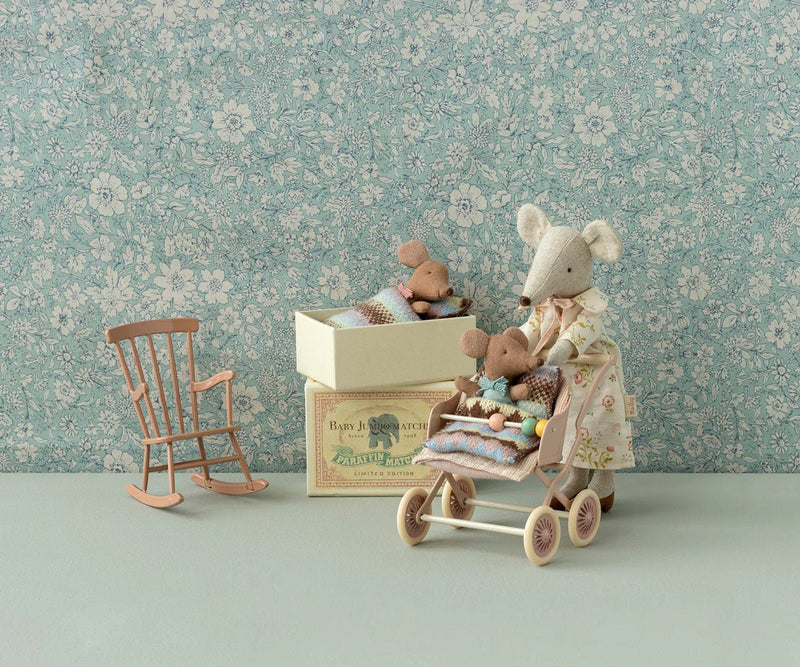 Maileg - Sleepy Wakey Baby Mouse in Matchbox - Rose