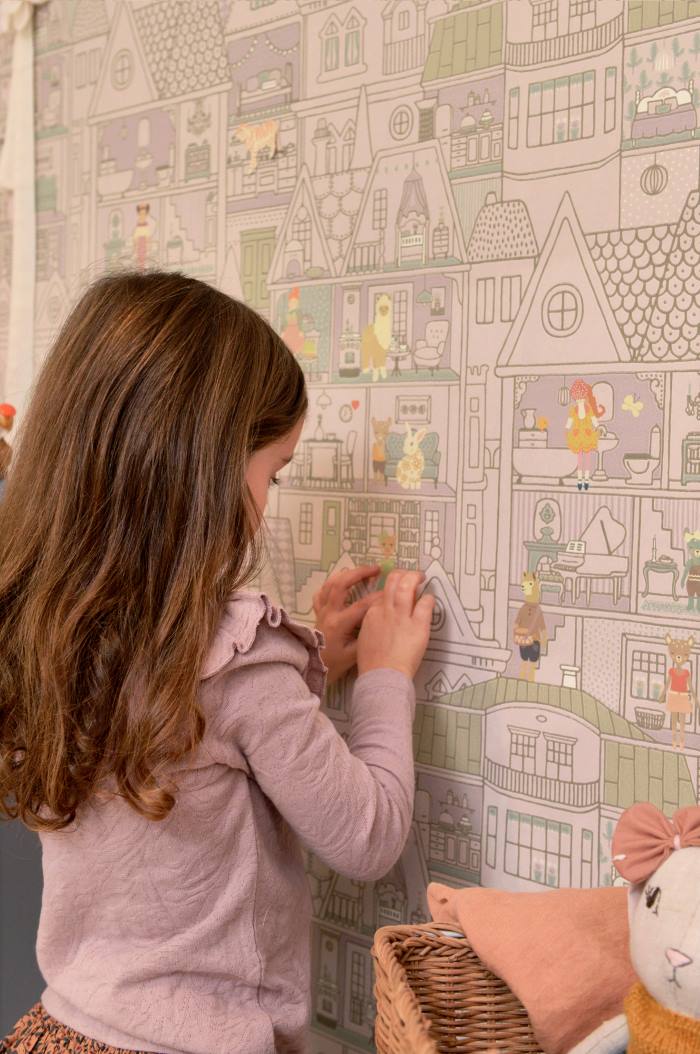 Majvillan behang voor de kinderkamer dollhouse poppenhuis print