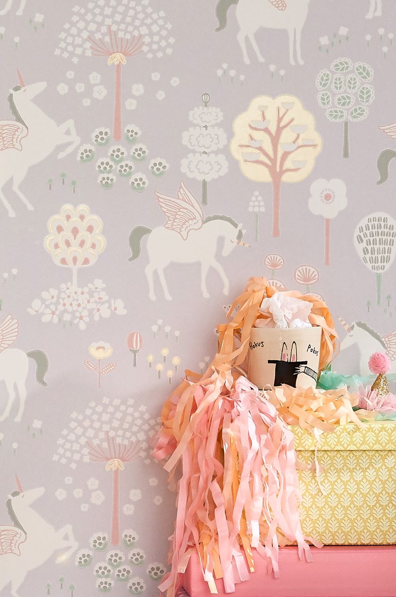 Majvillan unicorn behang voor de kinderkamer lila meisjes 