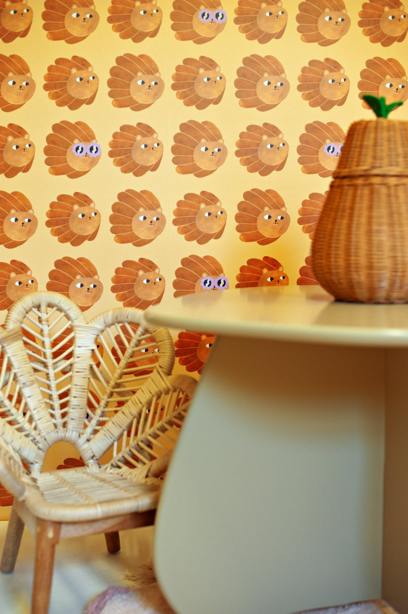 Wallpaper Meet me at the Wall - Lion head - Butter Yellow - Aniek Bartels