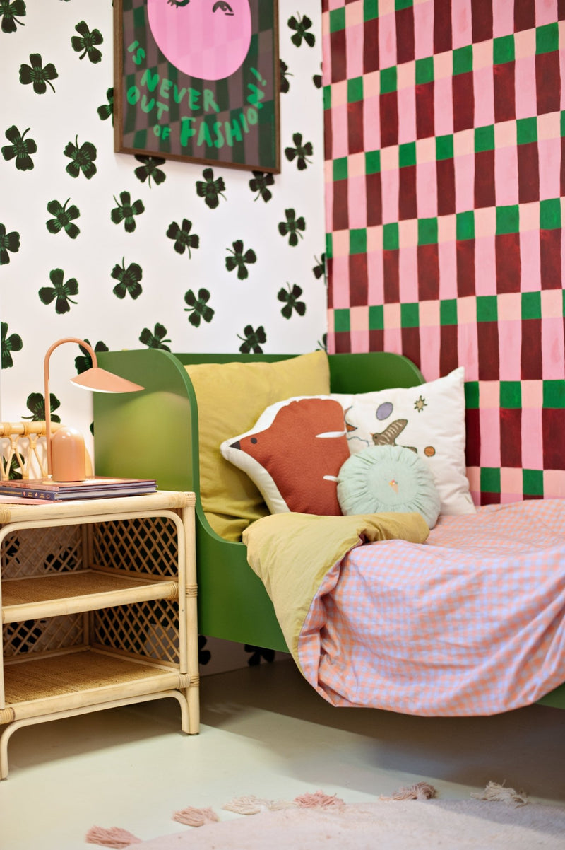 Behang Meet me at the Wall - Lucky Clover - Green - Joëlle Wehkamp