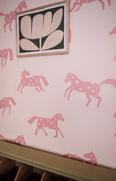 Behang Meet me at the Wall - Magic Horses - Creme - Joëlle Wehkamp