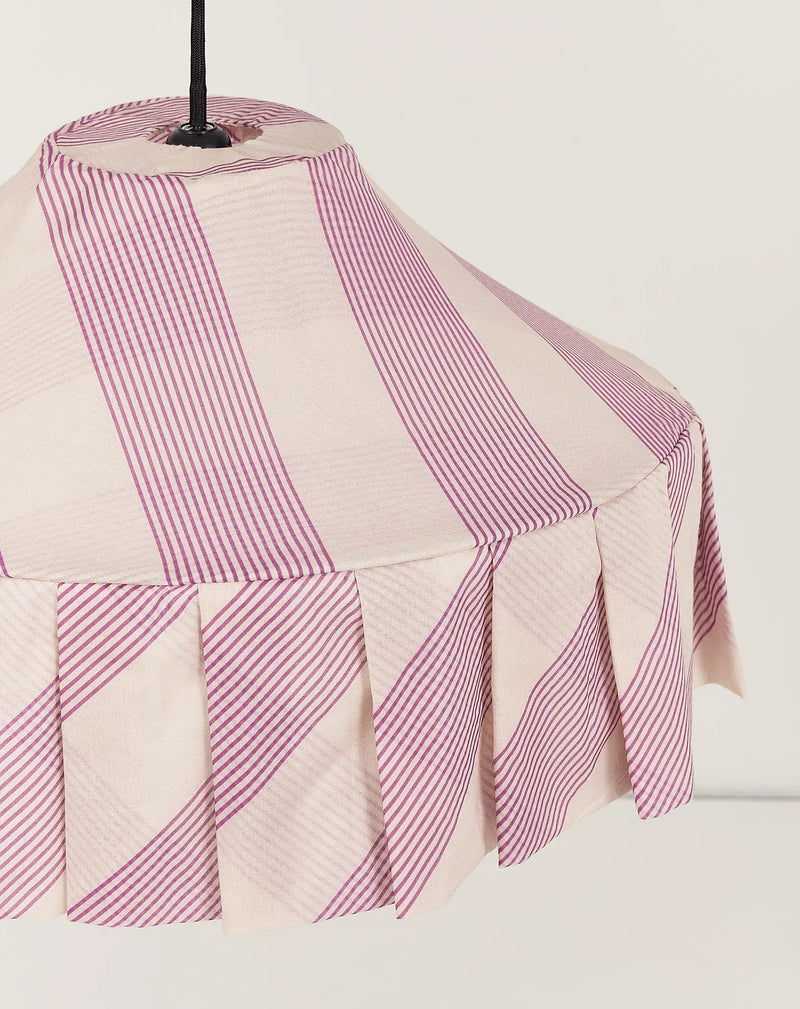 Nobodinoz Nicole Lampenschirm Lilac Diagonal Stripes Ø50 – Hängelampe aus Baumwolle