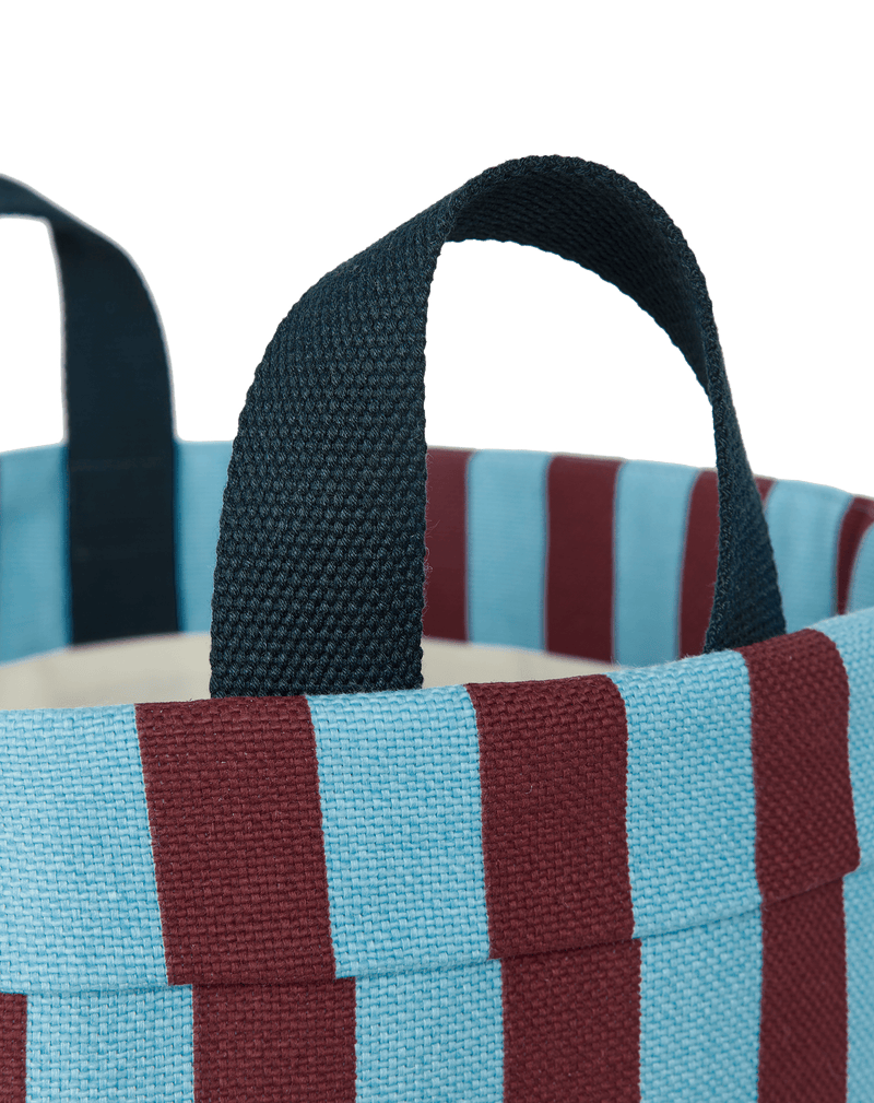 Nobodinoz - Vibes-Kollektion - Runder großer Aufbewahrungskorb - Burgunderrot/blau gestreift