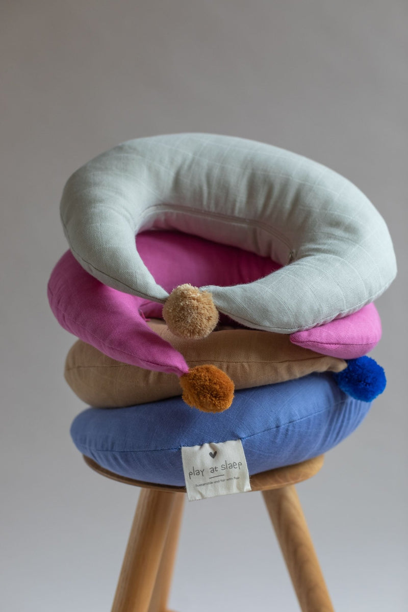 Spielen Sie bei Slaep – Moon Cushion Small Pink POP