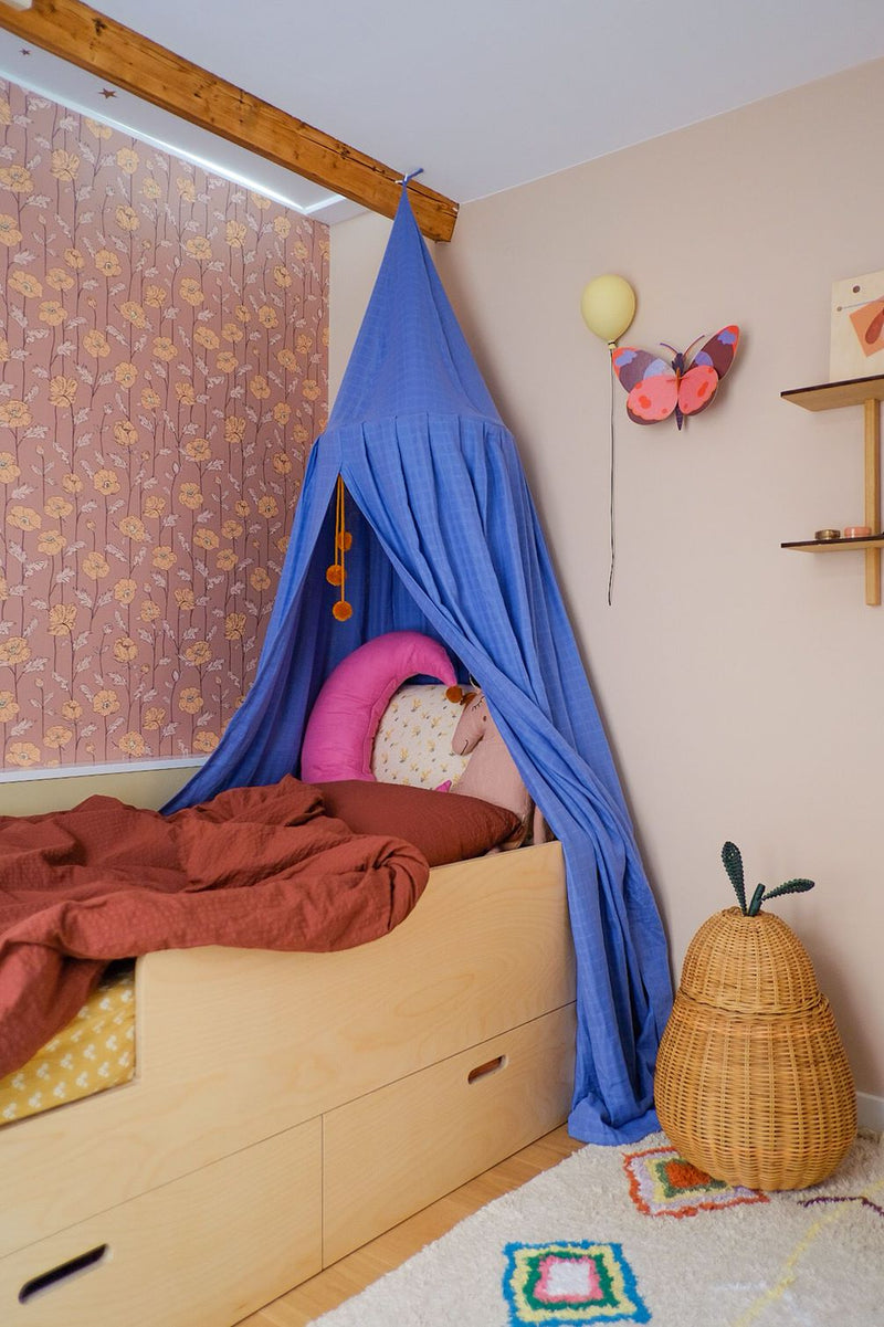 Play At Slaep Bedhemel voor de kinderkamer in de kleur Blue Bang