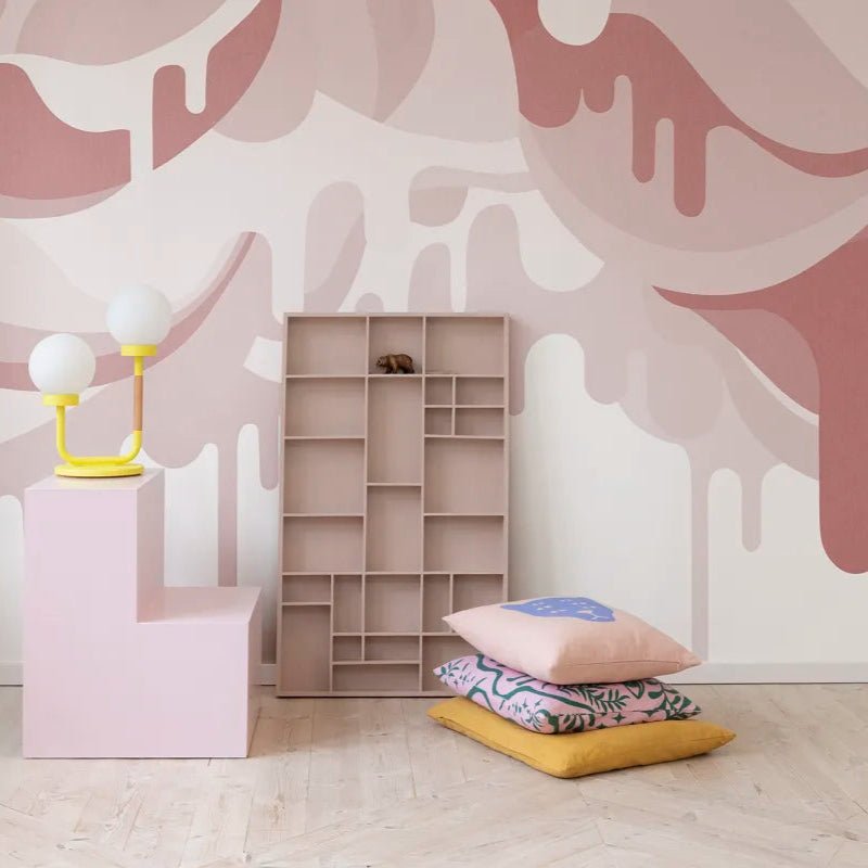 Tapete Rebel Walls – Dripping Ice Cream – Rosa