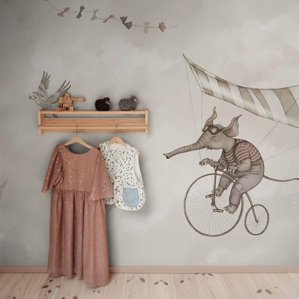 Behang Rebel Walls - In the Clouds - Beige