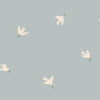 Échantillon de papier peint Sandberg Frida, Bleu clair – Papier peint avec des oiseaux