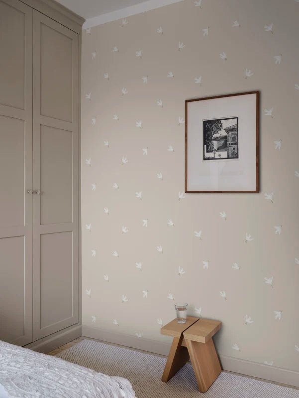 Wallpaper Sandberg Frida, Sandstone – Wallpaper with birds