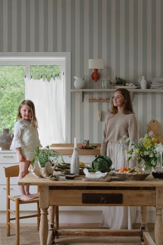 Tapete Sandberg Sam, Salbeigrün – Streifentapete