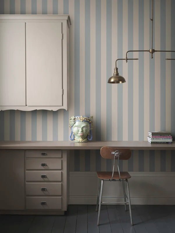 Wallpaper Sandberg Sam, Light blue – Striped wallpaper