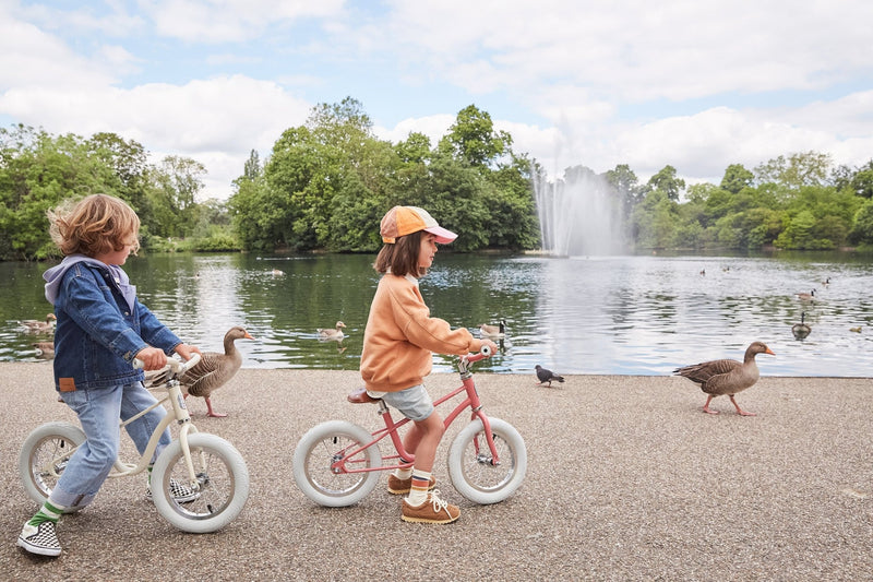 Banwood Balance Bike - Icon Cream