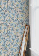Sommergrau Wallpaper - Ranunculus - Blauw & Beige