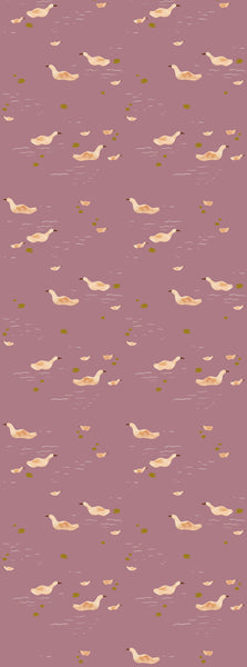 Tapetenspiel bei Slaep – Ducks Mauve – Lotte Dirks