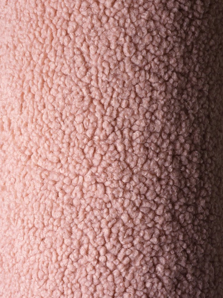  Wigiwama - Guava Pink Teddy Cloud Pouf 