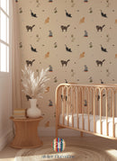 Children’s wallpaper featuring sweet cat pattern, perfect for nurseries and kids’ bedrooms.