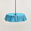 Blauw gestreepte lampenkap met plooirand van Nobodinoz Vibes, hanglamp kinderkamer