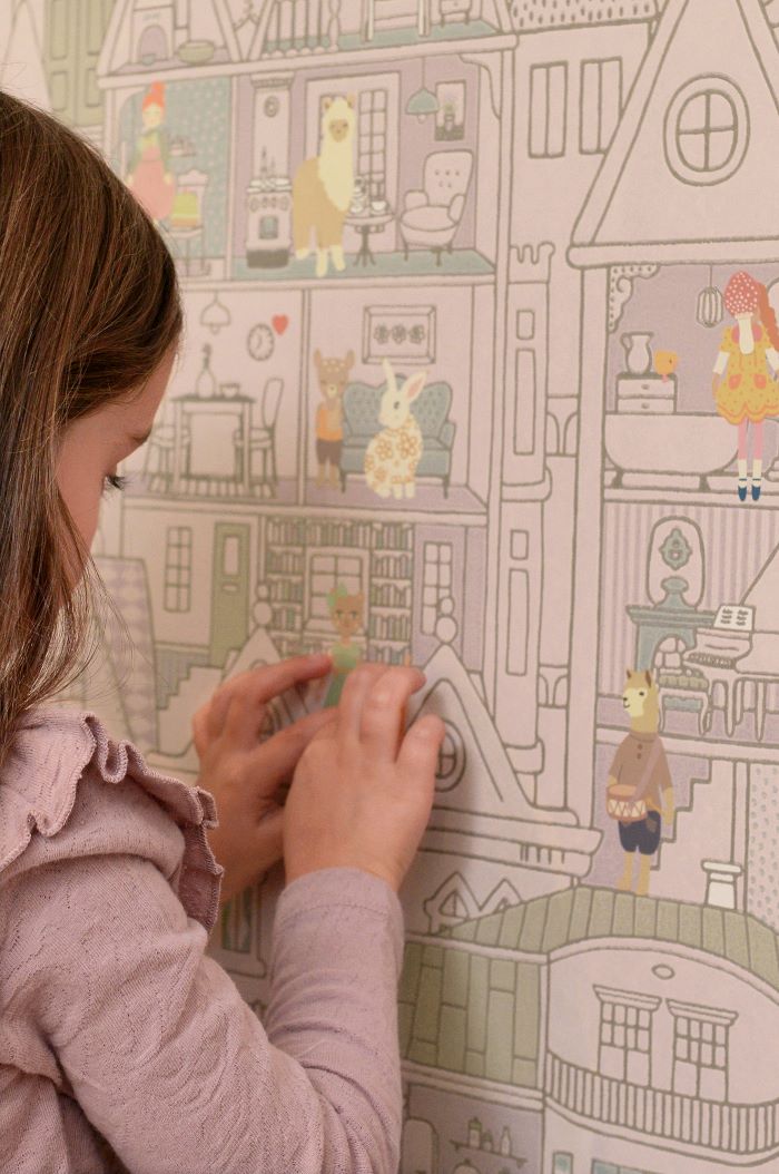 Majvillan behang voor de kinderkamer dollhouse poppenhuis print